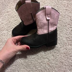 Girls Pink Cowboy Boots - size 6